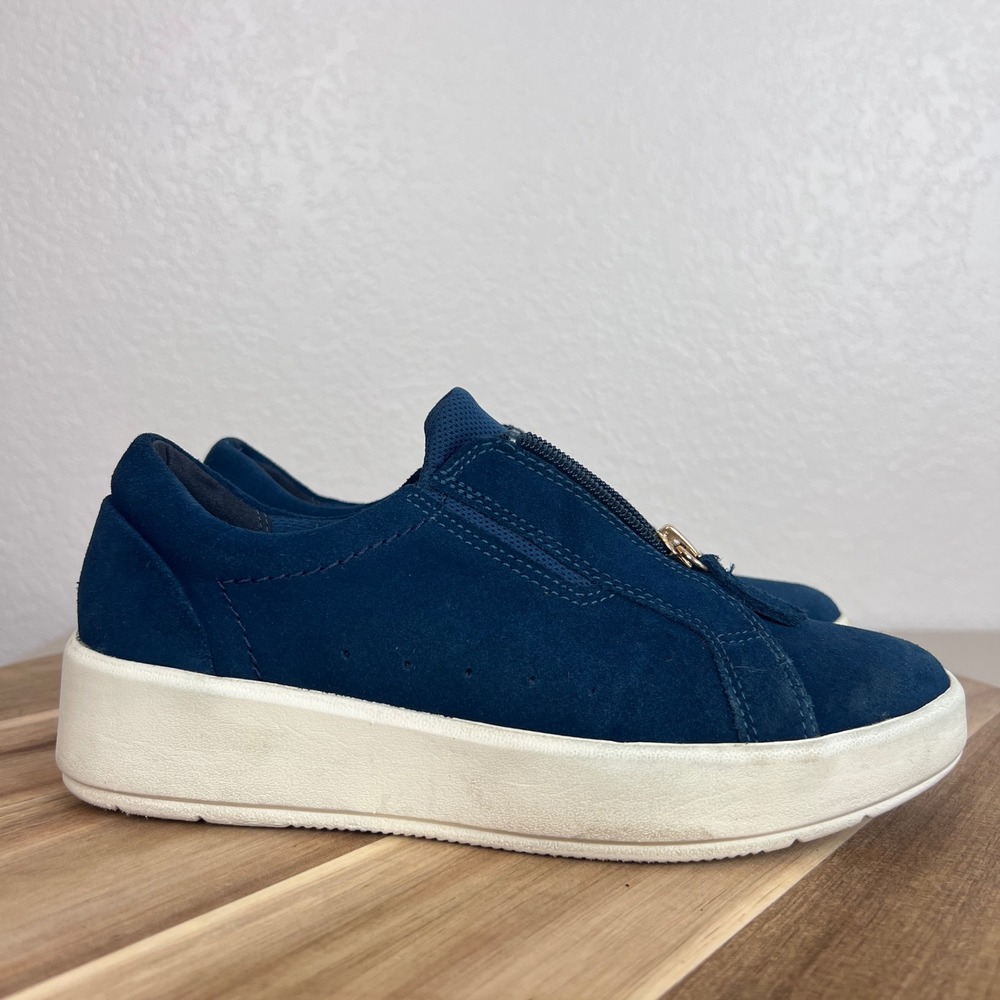 Clarks Layton Rae Sneakers Womens 6.5 M Blue Suede Platform Comfort Casual